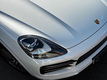 Used Porsche Cayenne 2022 for sale - 75449833: Photo