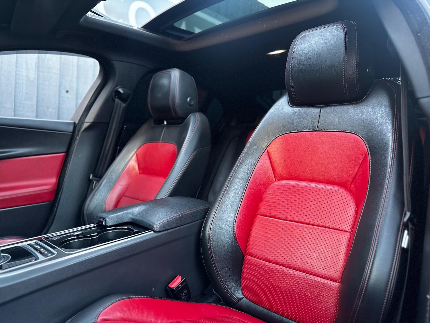 Used Jaguar XE for sale - 76473471: Photo 13