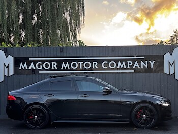 Used Jaguar XE 2017 for sale - 76473471: Photo