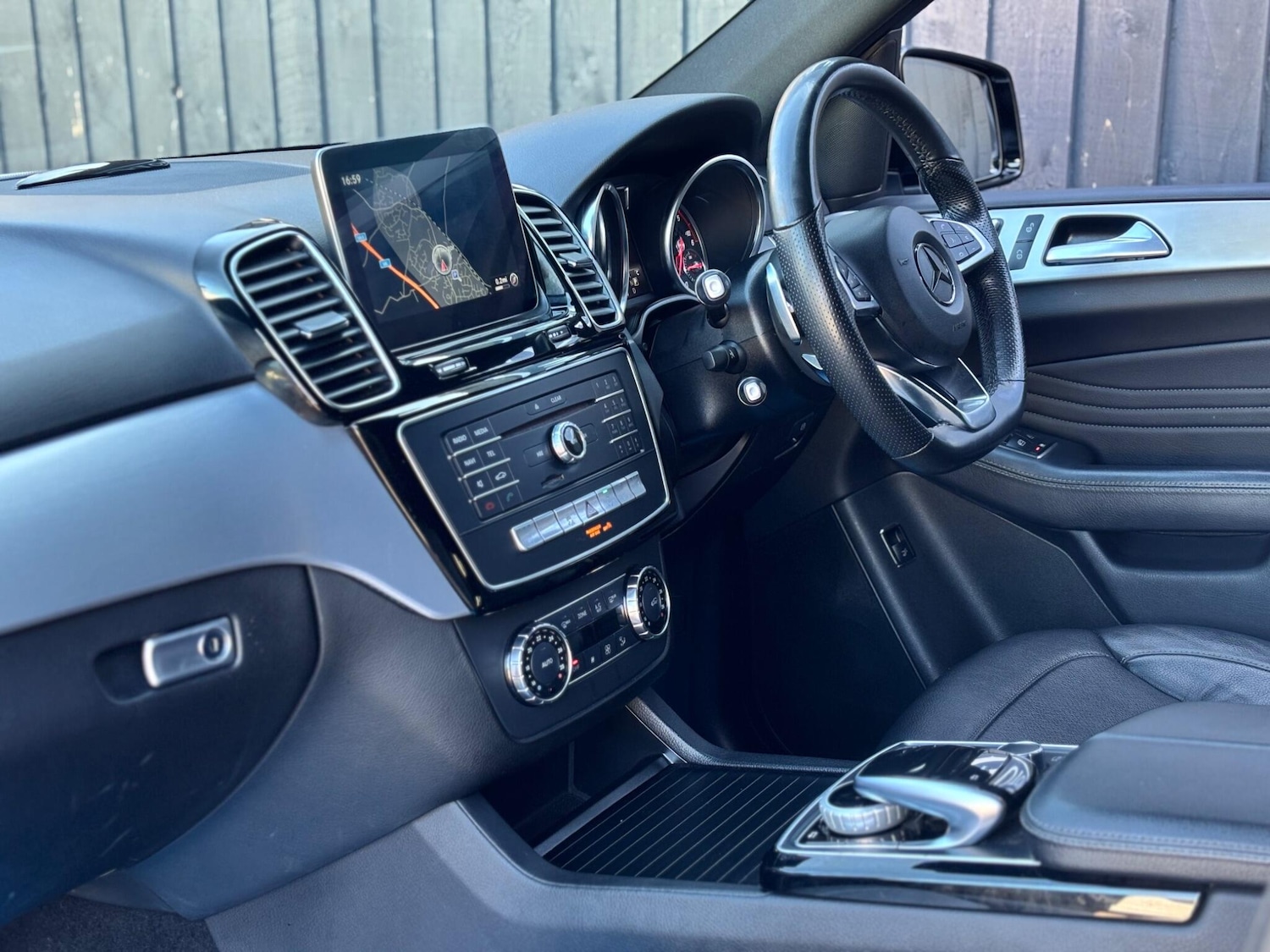 Used Mercedes-Benz GLE 2018 for sale - 78127607: Photo 6