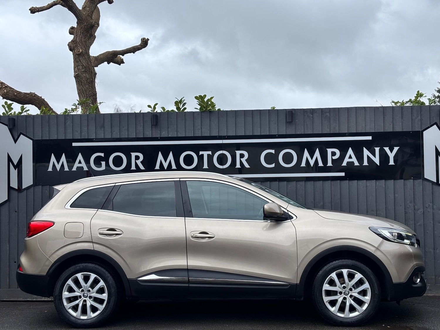 Used Renault Kadjar 2017 for sale - 77909078: Photo 2