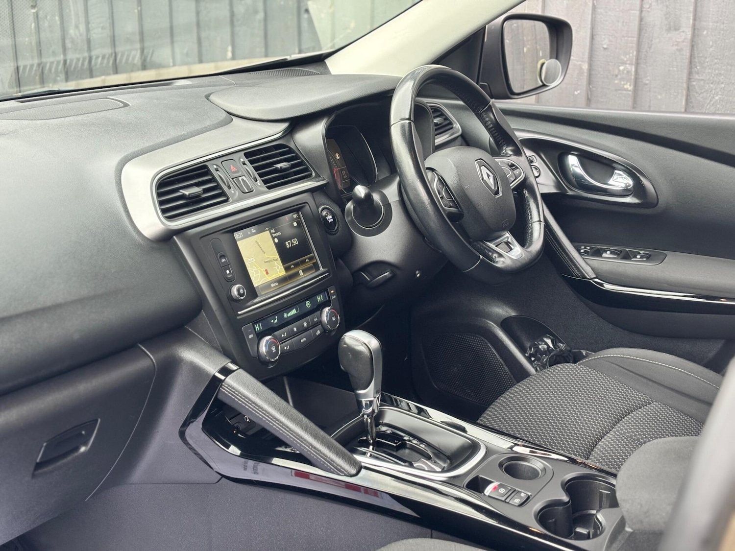 Used Renault Kadjar 2017 for sale - 77909078: Photo 6