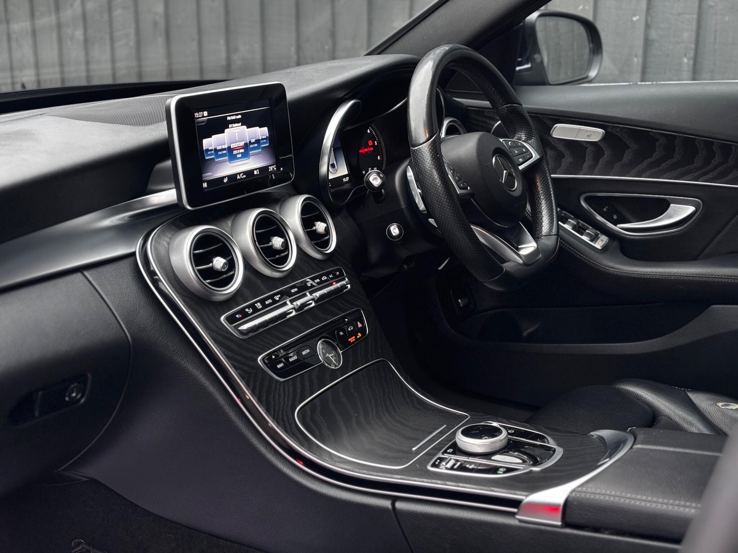 Used Mercedes-Benz C Class 2018 for sale - 77202971: Photo 5