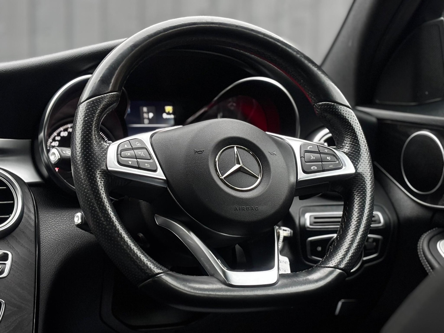 Used Mercedes-Benz C Class 2018 for sale - 77202971: Photo 9