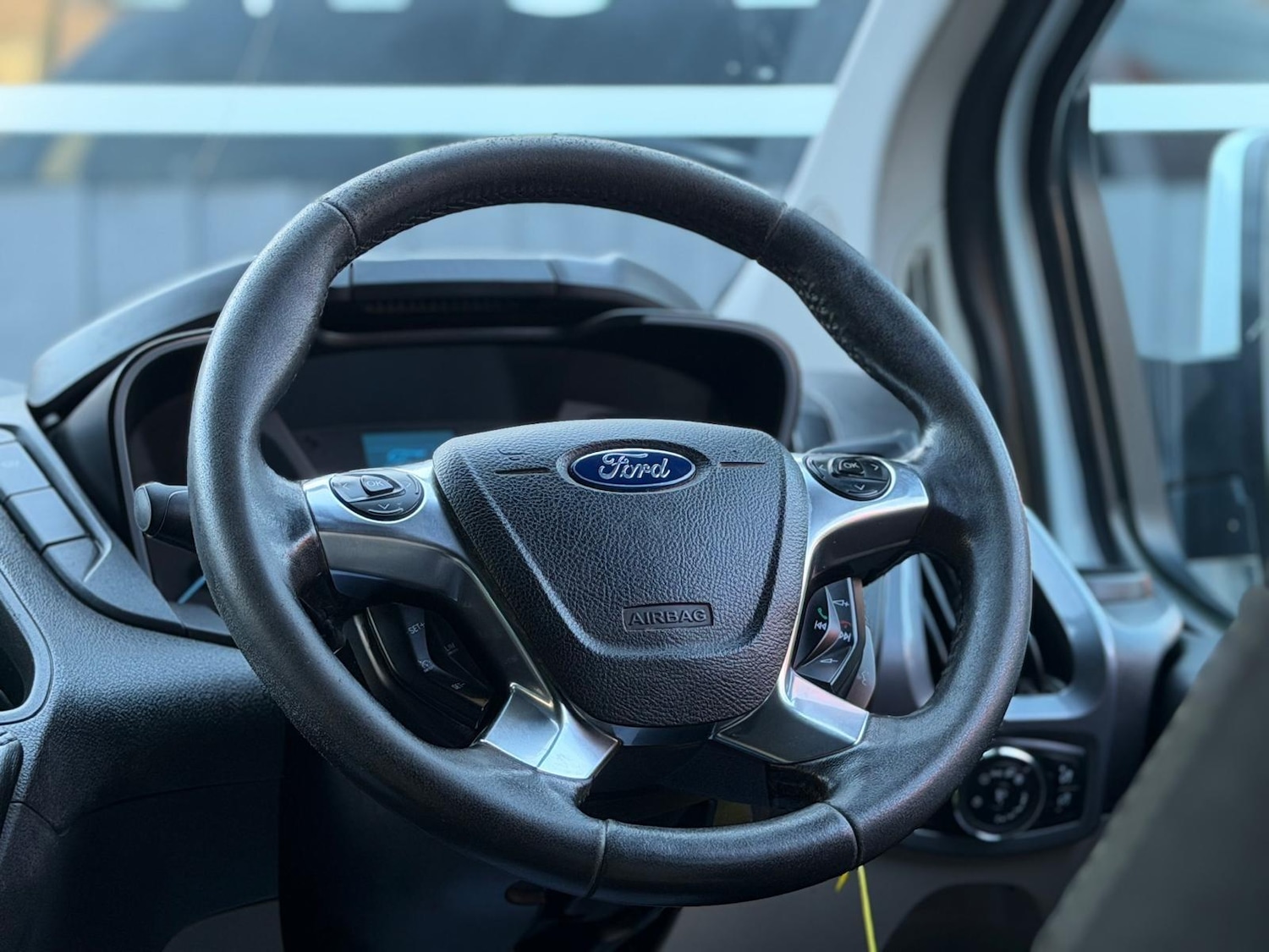 Used Ford Transit Custom 2017 for sale - 76964677: Photo 11