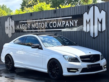 Used Mercedes-Benz C Class 2015 for sale - 79496539: Photo