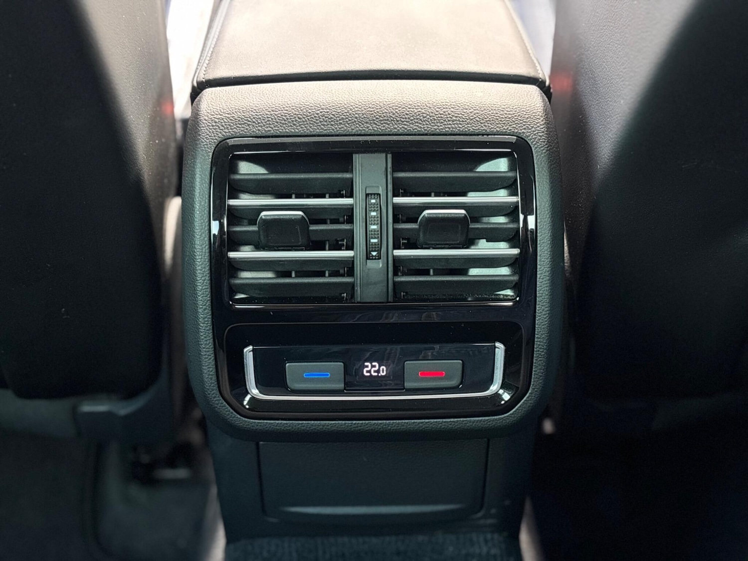 Used Volkswagen Passat 2017 for sale - 78047229: Photo 13