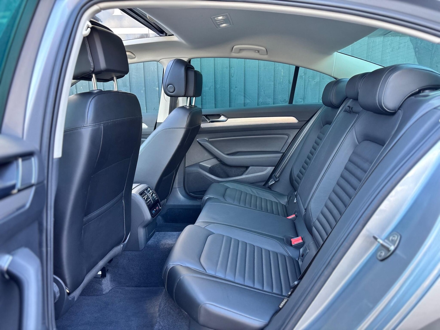 Used Volkswagen Passat 2017 for sale - 78047229: Photo 16