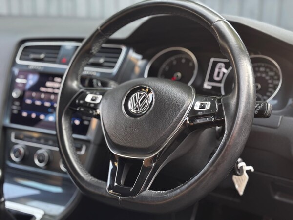 Used Volkswagen Golf 2019 for sale - 74874468: Photo 7