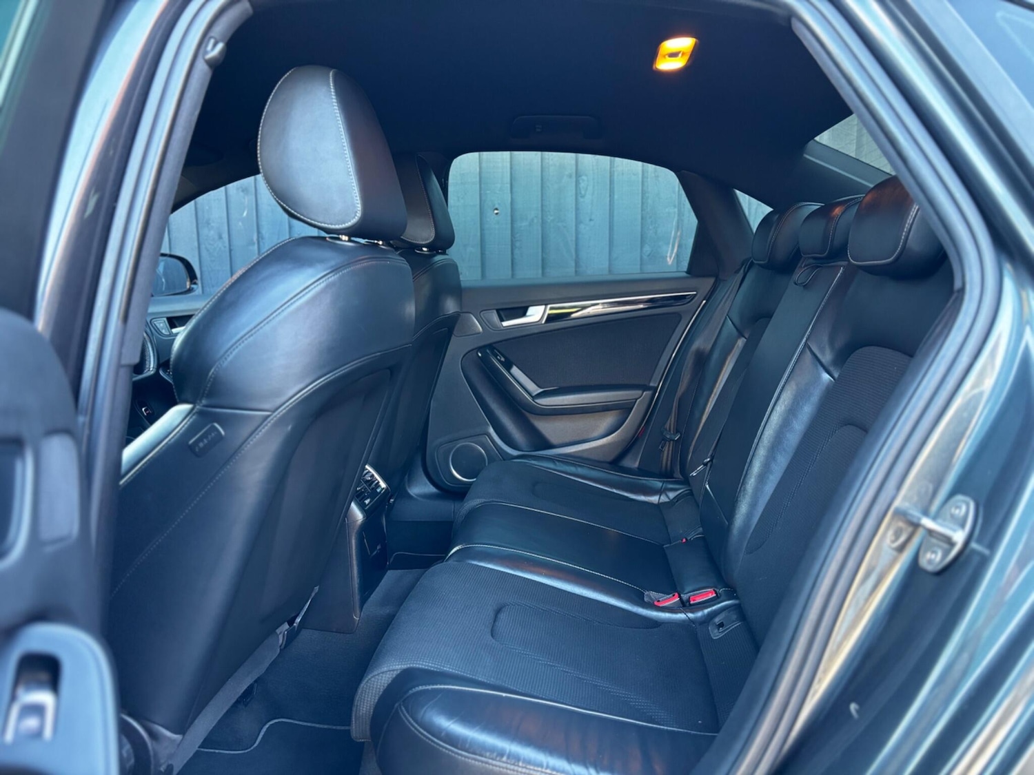 Used Audi A4 2015 for sale - 77082114: Photo 17