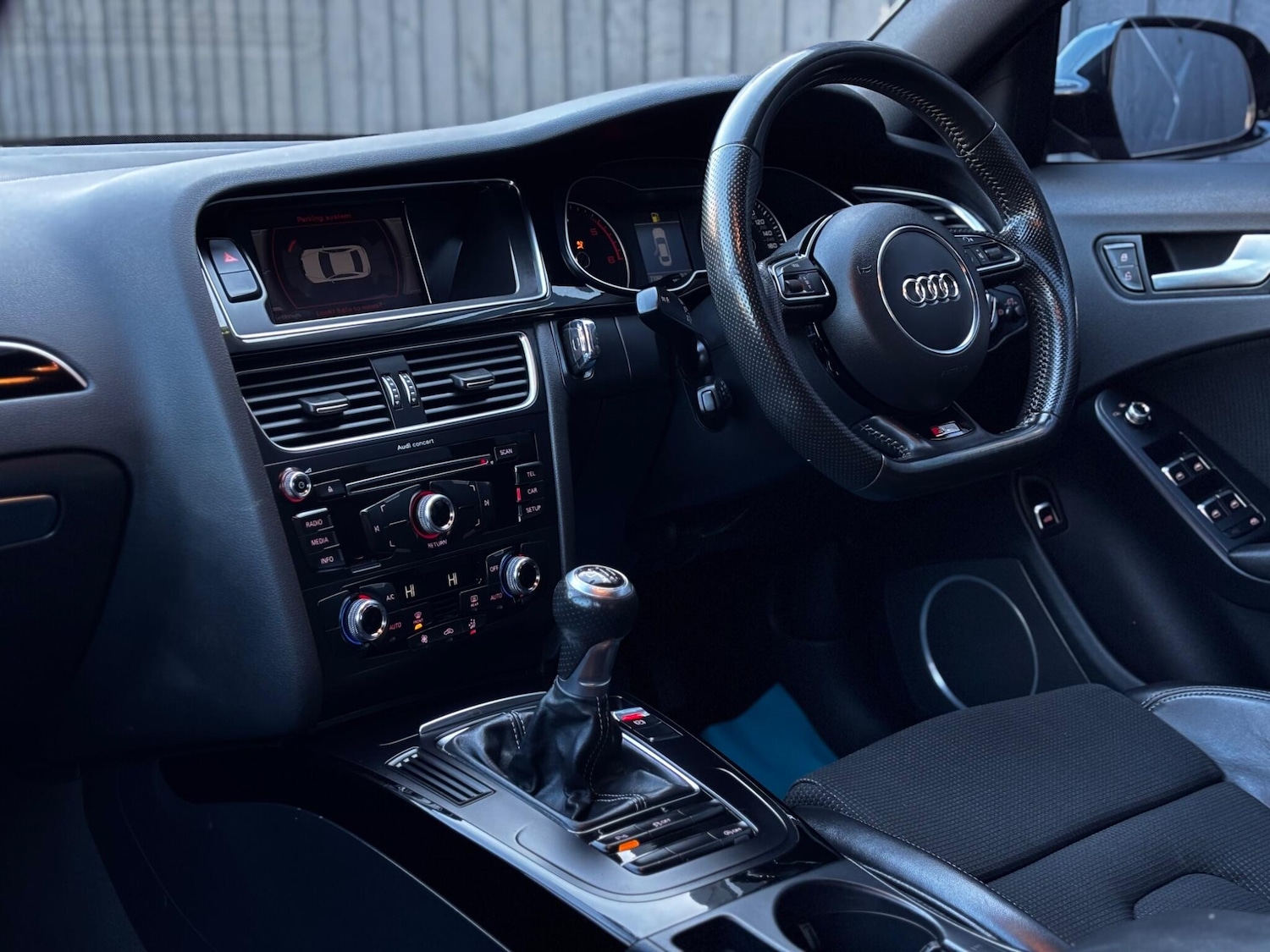 Used Audi A4 2015 for sale - 77082114: Photo 6