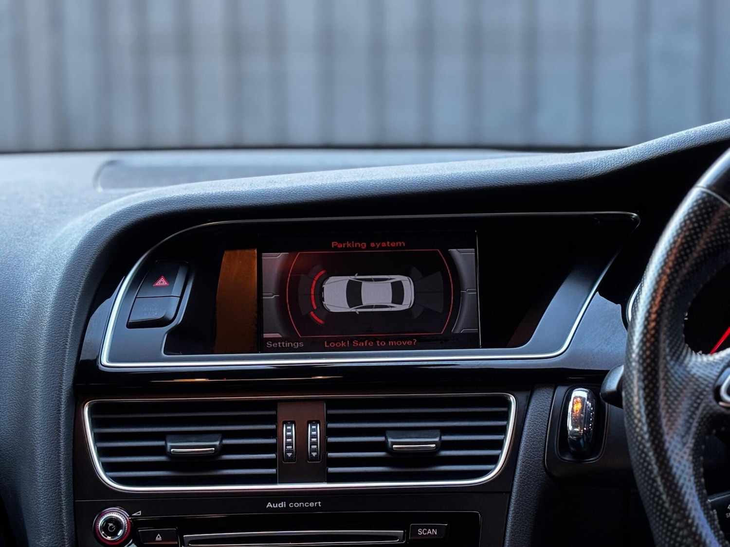 Used Audi A4 2015 for sale - 77082114: Photo 9