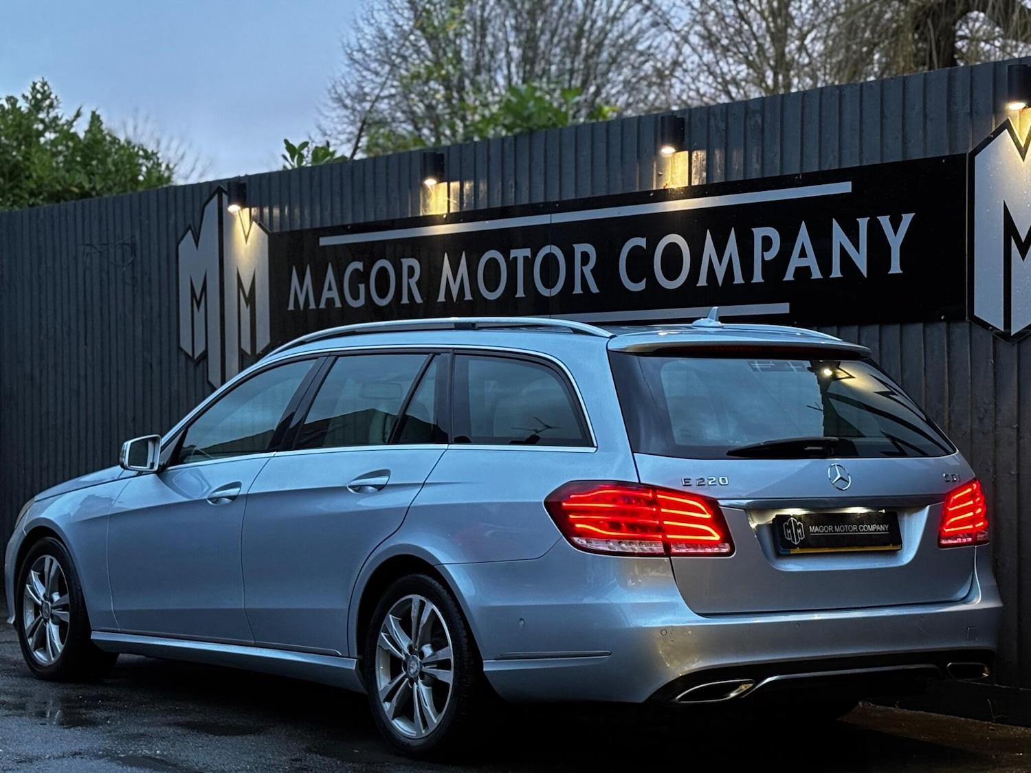 Used Mercedes-Benz E Class 2013 for sale - 77029719: Photo 4