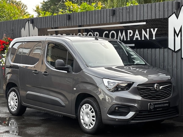 Used Vauxhall Combo 2020 for sale - 76108465: Photo 1
