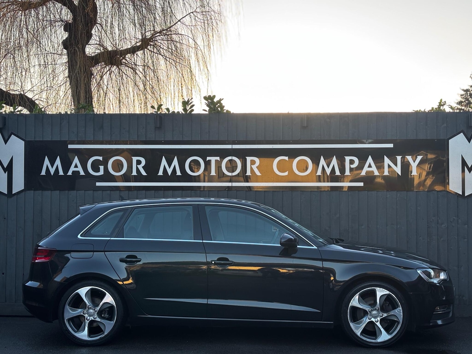 Used Audi A3 2014 for sale - 77320260: Photo 2