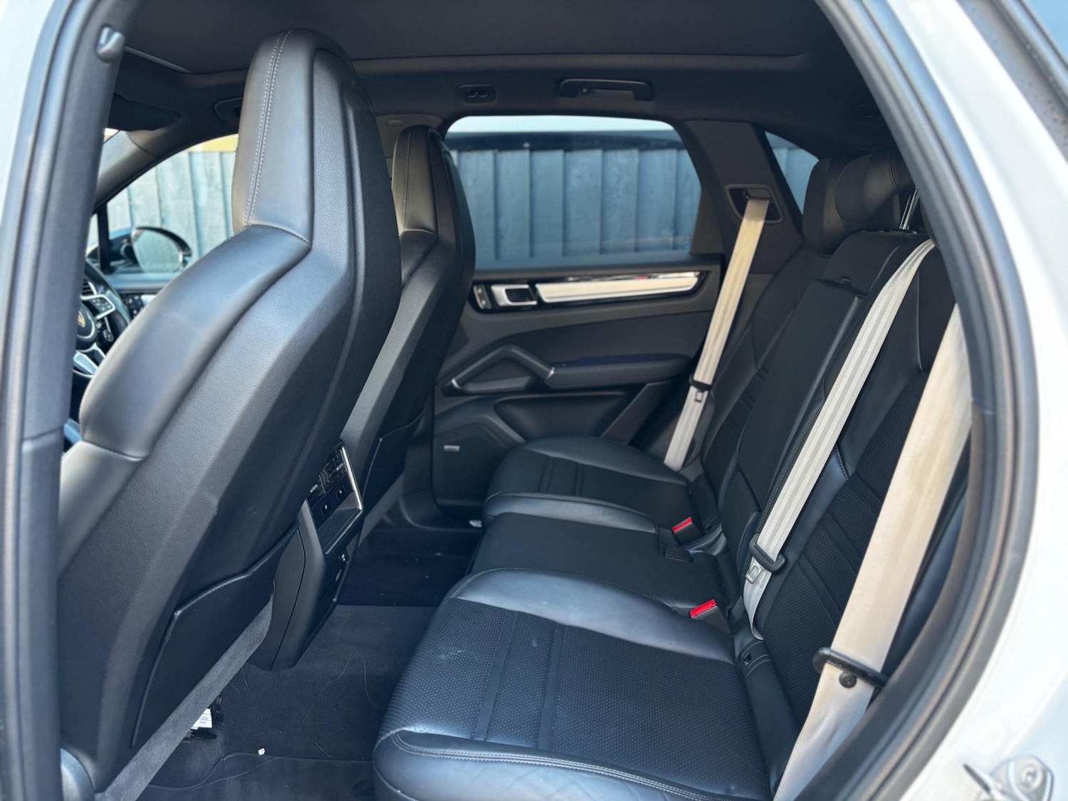 Used Porsche Cayenne 2022 for sale - 76988028: Photo 19