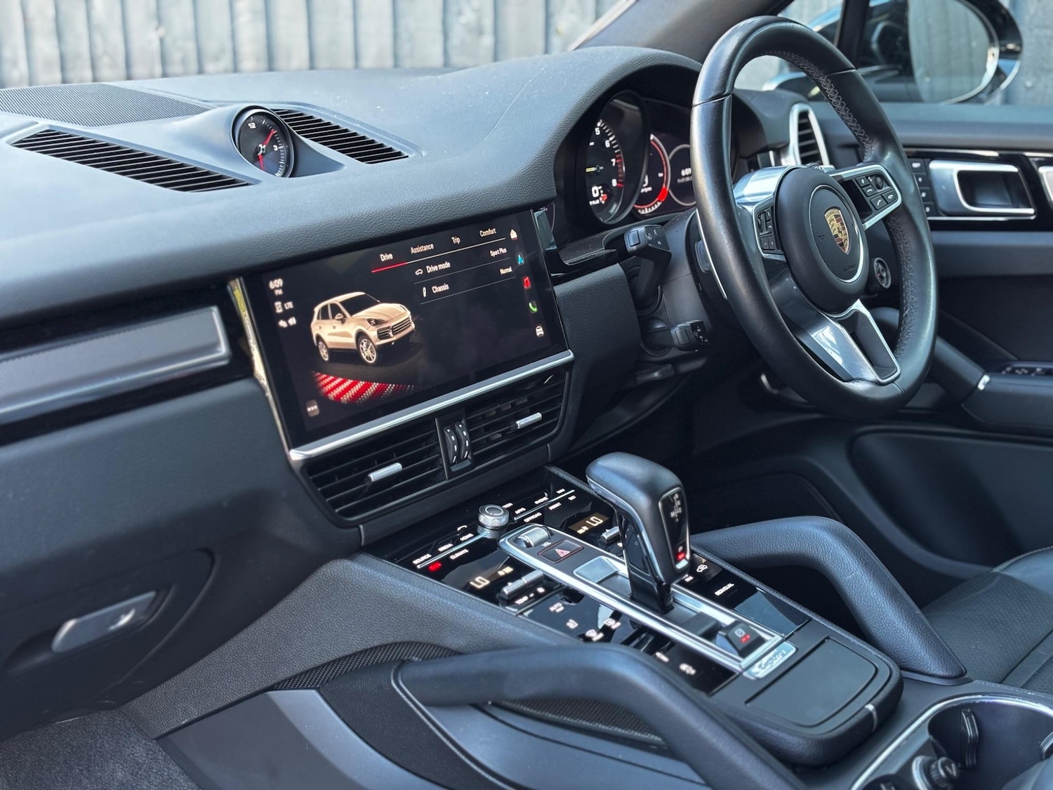 Used Porsche Cayenne 2022 for sale - 76988028: Photo 9