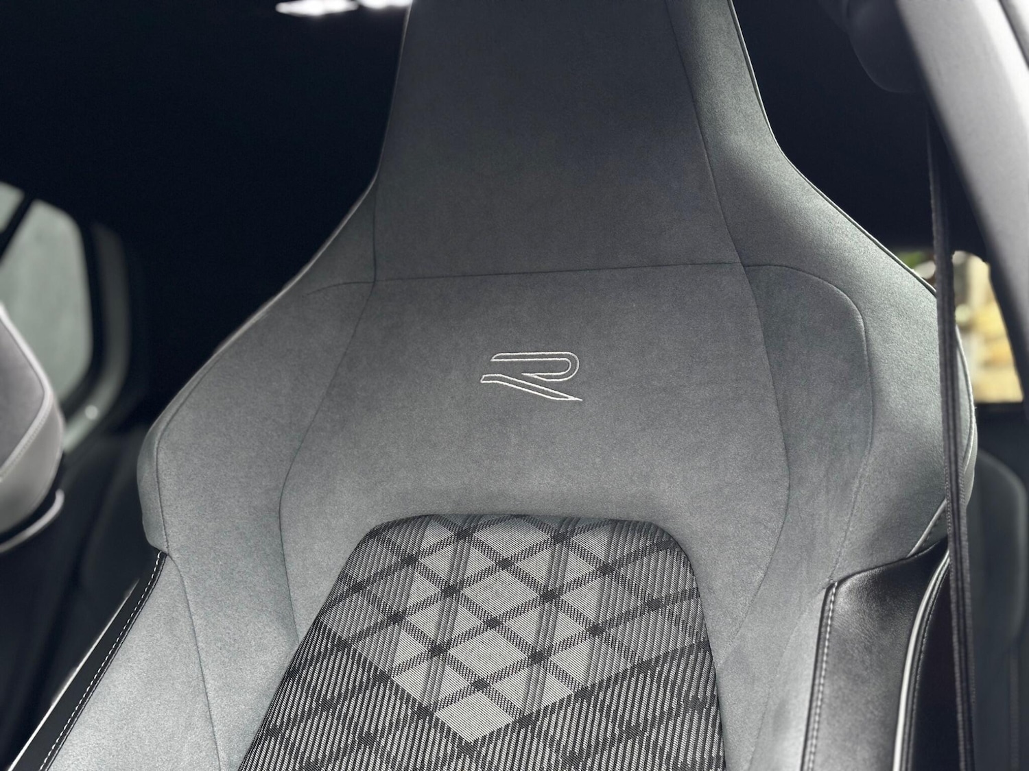 Used Volkswagen Golf 2021 for sale - 76561577: Photo 17