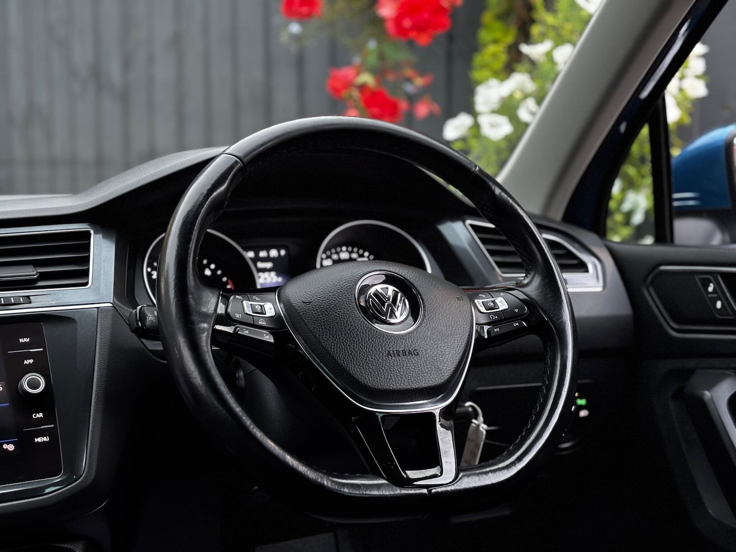 Used Volkswagen Tiguan 2018 for sale - 76398342: Photo 10