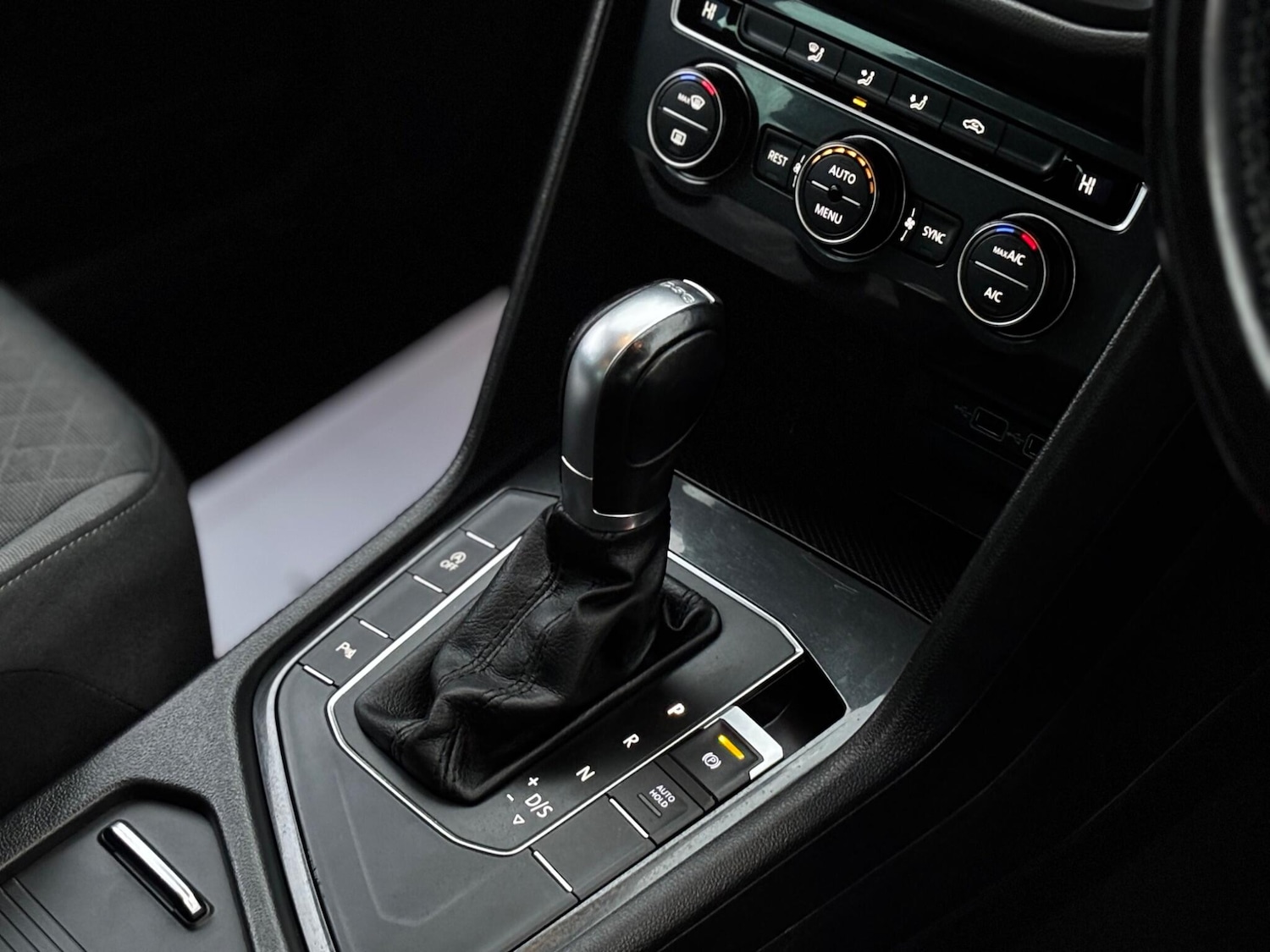 Used Volkswagen Tiguan 2018 for sale - 76398342: Photo 9