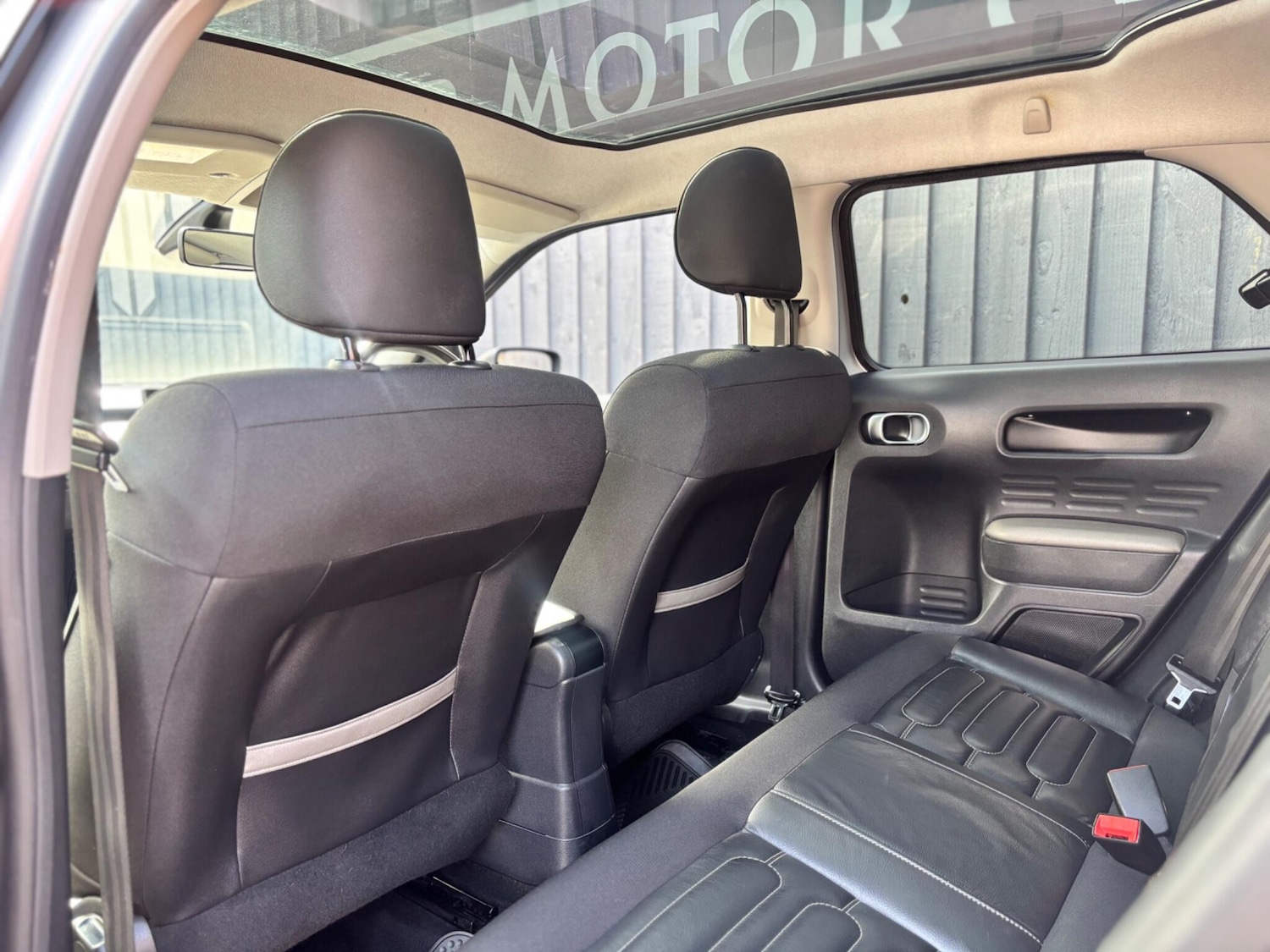 Used Citroen C4 Cactus 2016 for sale - 77993815: Photo 15