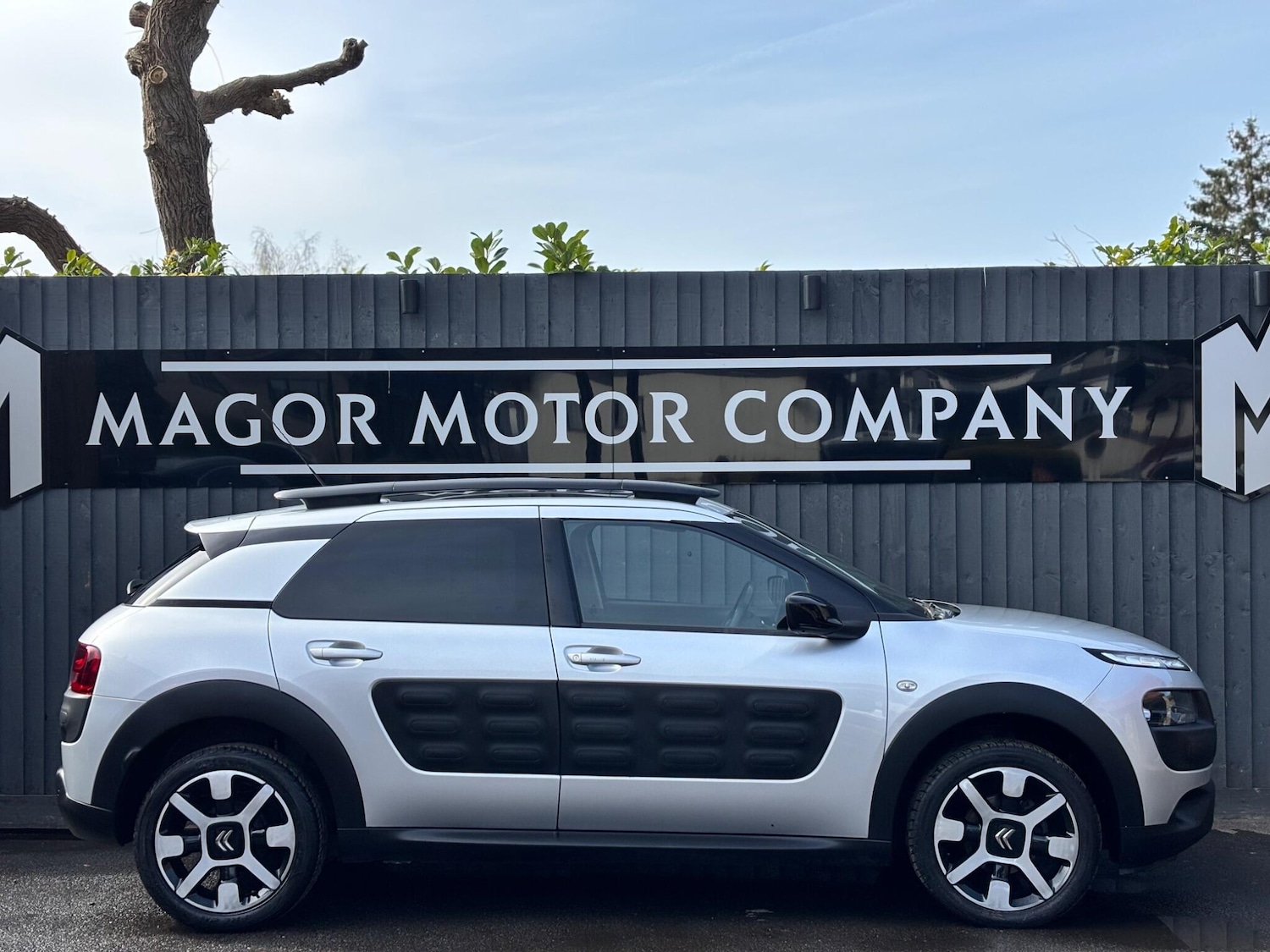 Used Citroen C4 Cactus 2016 for sale - 77993815: Photo 2