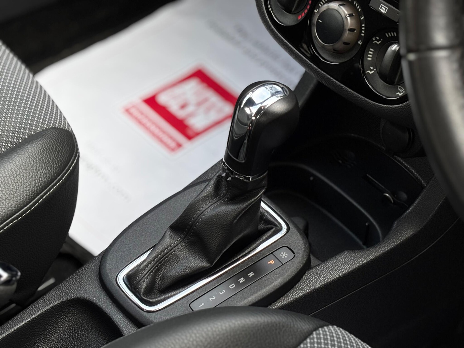 Used Vauxhall Corsa 2010 for sale - 76397940: Photo 12