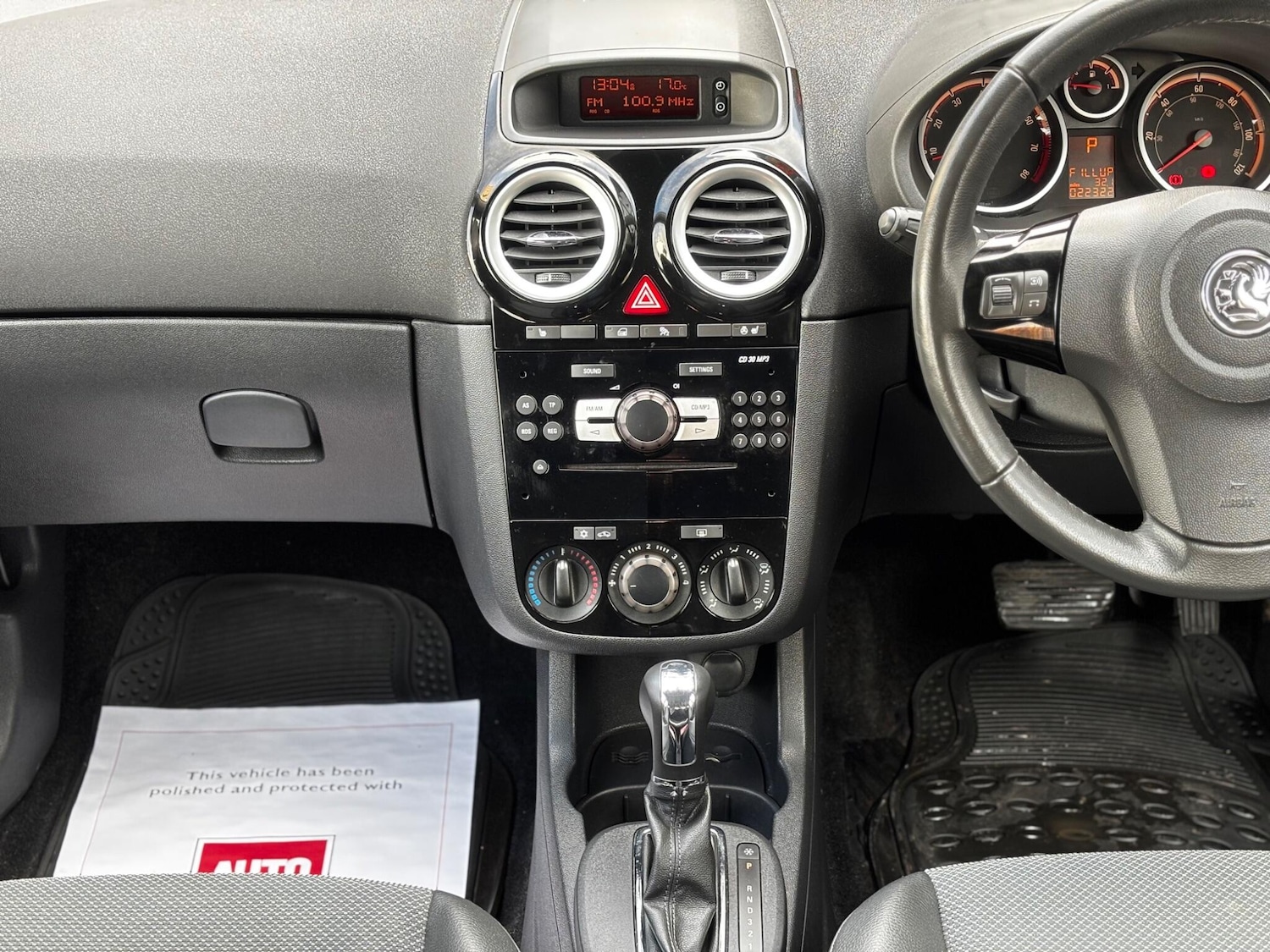 Used Vauxhall Corsa 2010 for sale - 76397940: Photo 8