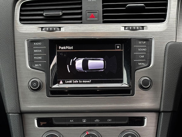 Used Volkswagen Golf 2015 for sale - 76094865: Photo 12