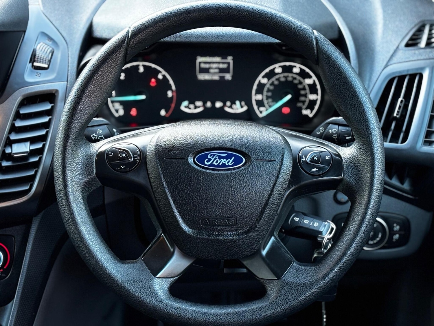 Used Ford Transit Connect 2019 for sale - 77120395: Photo 11