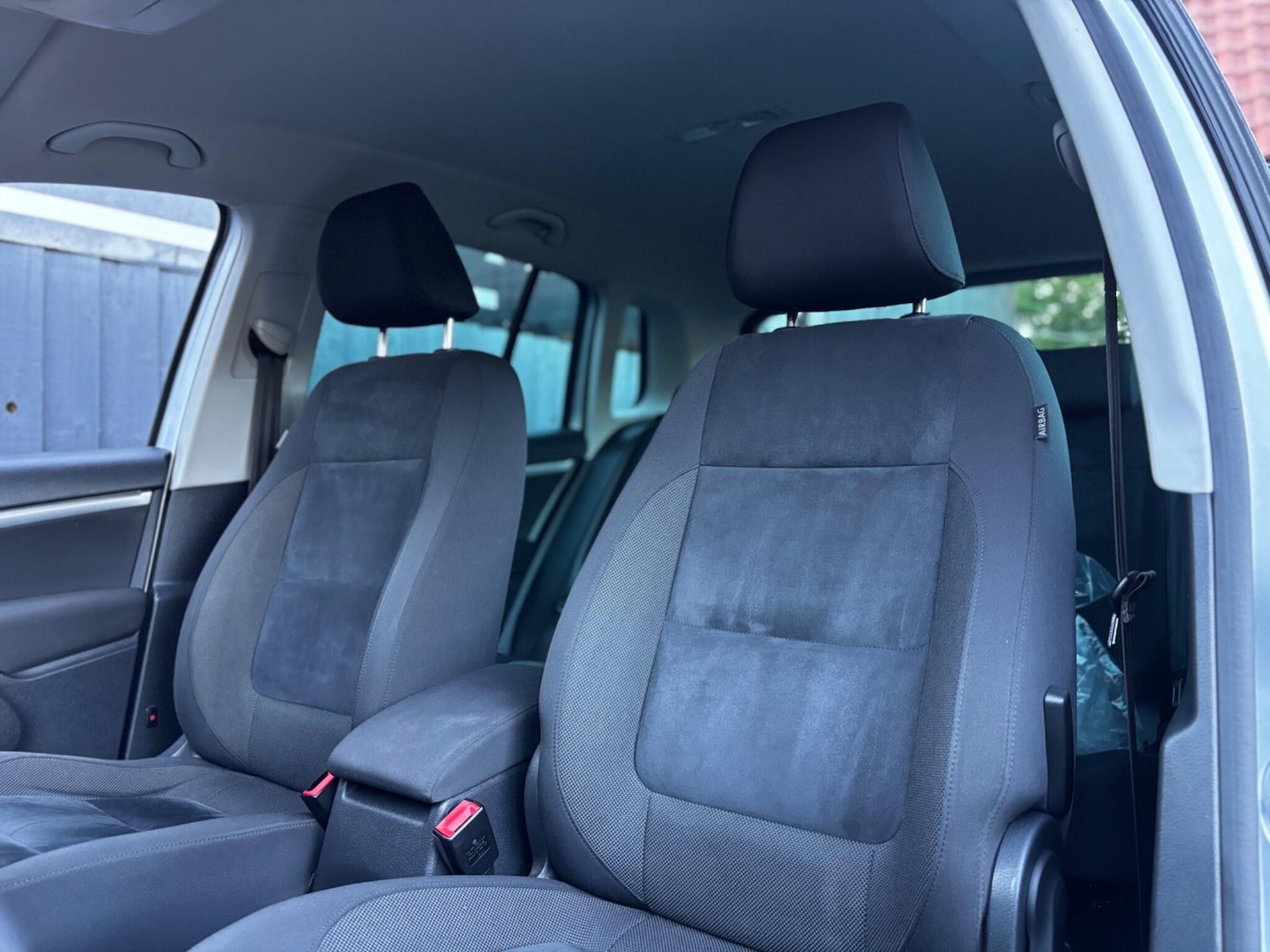 Used Volkswagen Tiguan 2015 for sale - 76865518: Photo 11