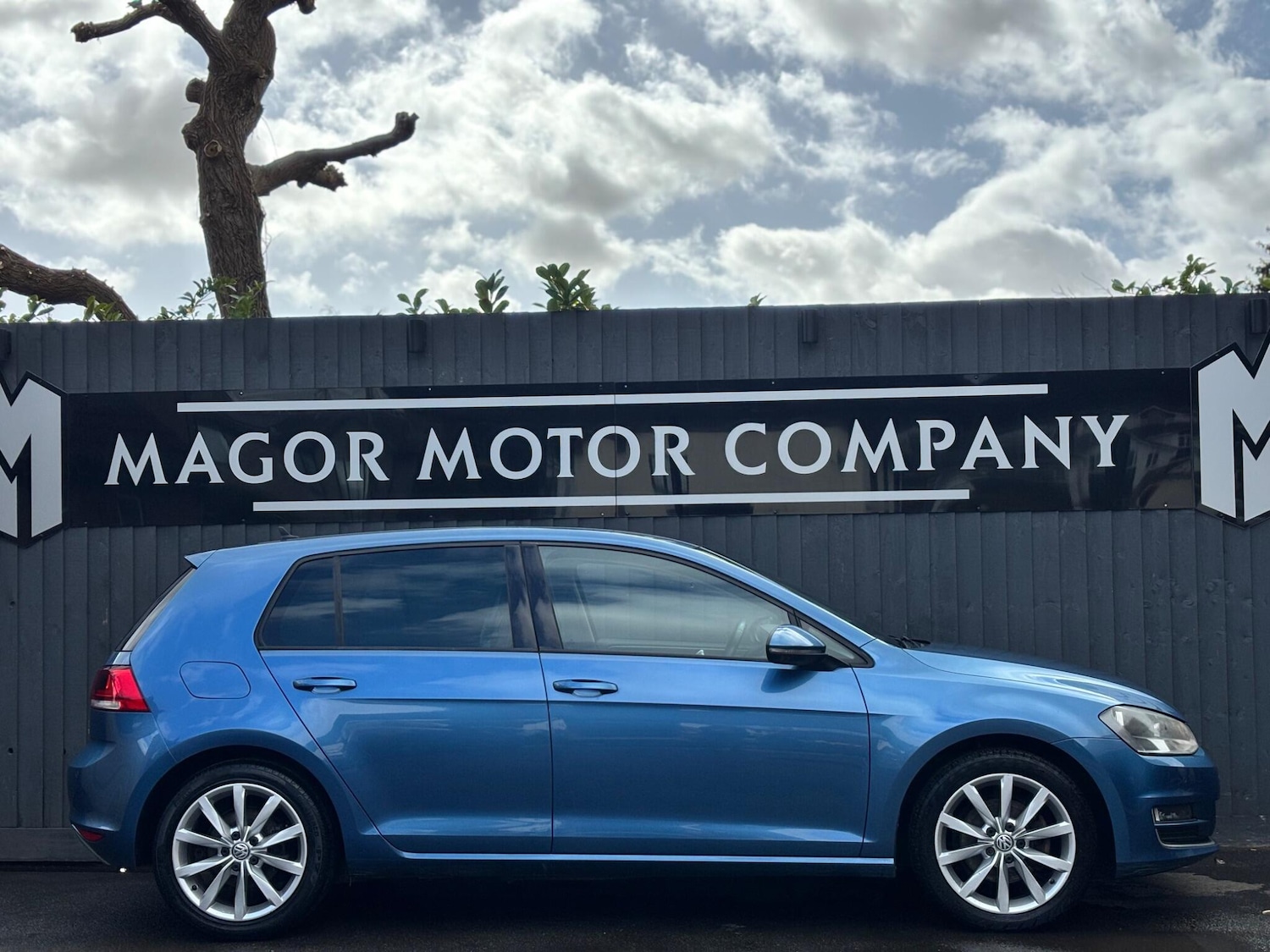 Used Volkswagen Golf for sale - 77852732: Photo 2