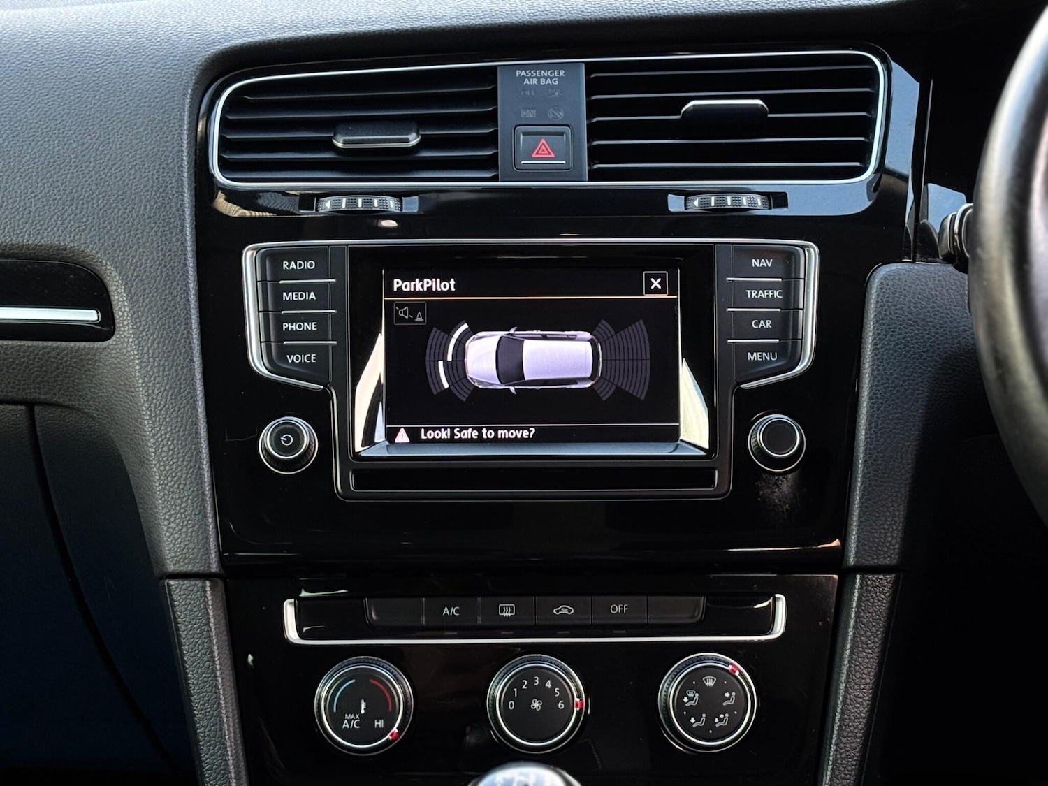 Used Volkswagen Golf for sale - 77852732: Photo 9