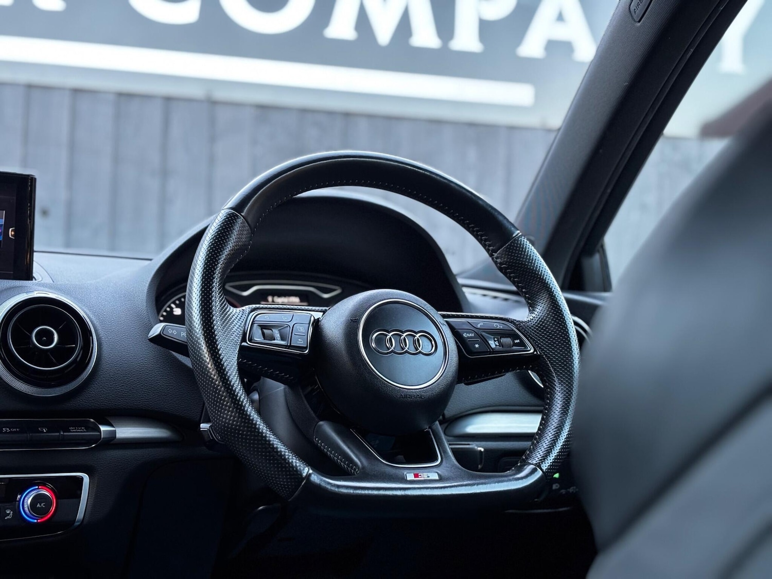 Used Audi A3 2016 for sale - 77098157: Photo 10