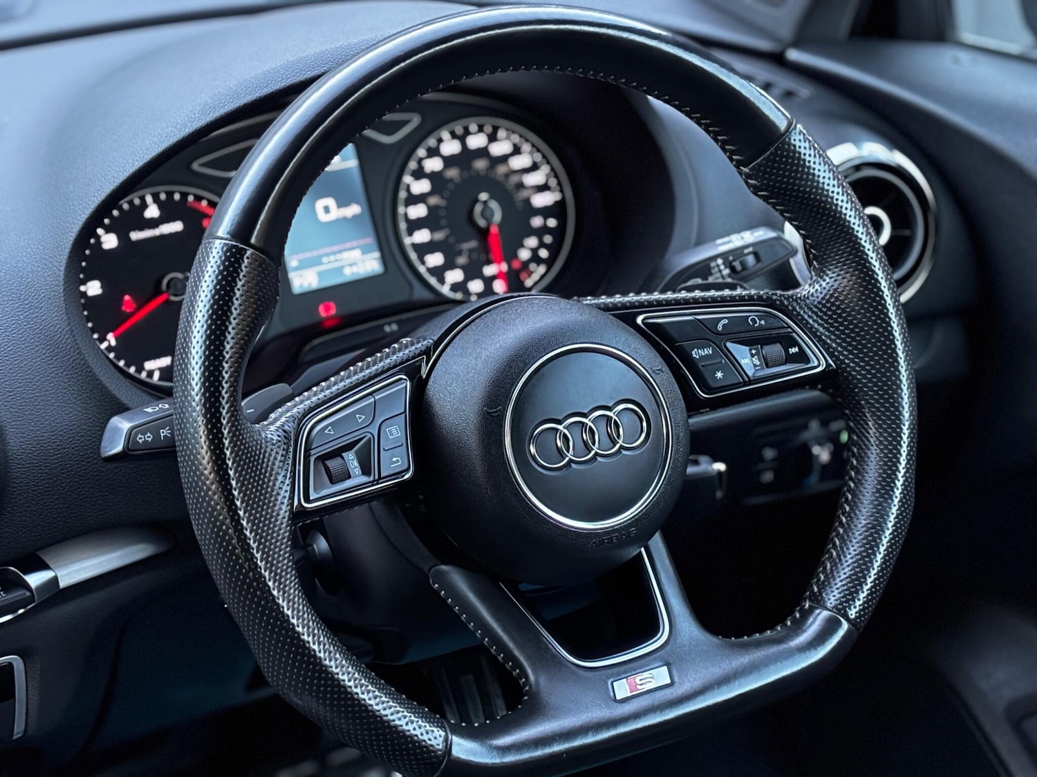 Used Audi A3 2016 for sale - 77098157: Photo 11