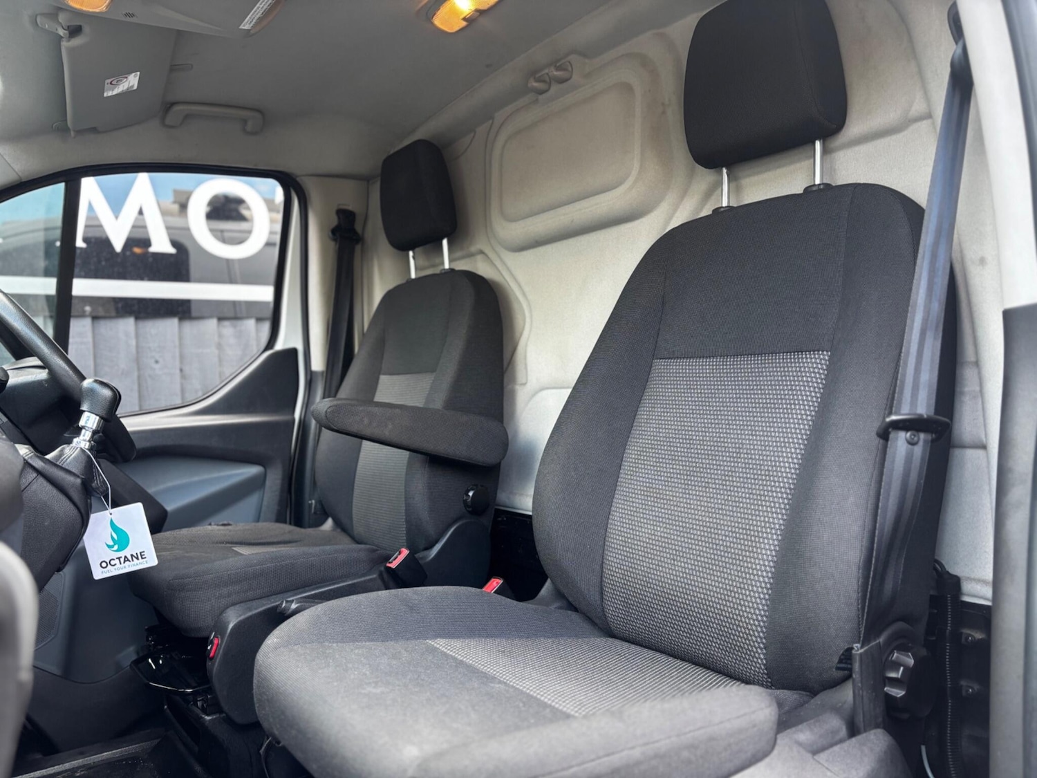 Used Ford Transit Custom 2015 for sale - 76060475: Photo 11