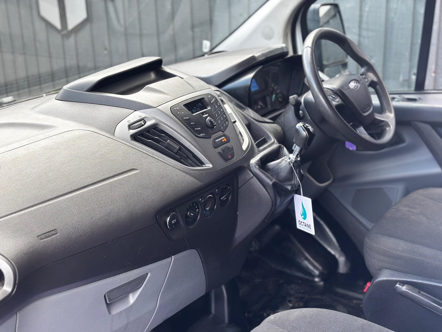 Used Ford Transit Custom 2015 for sale - 76060475: Photo 6