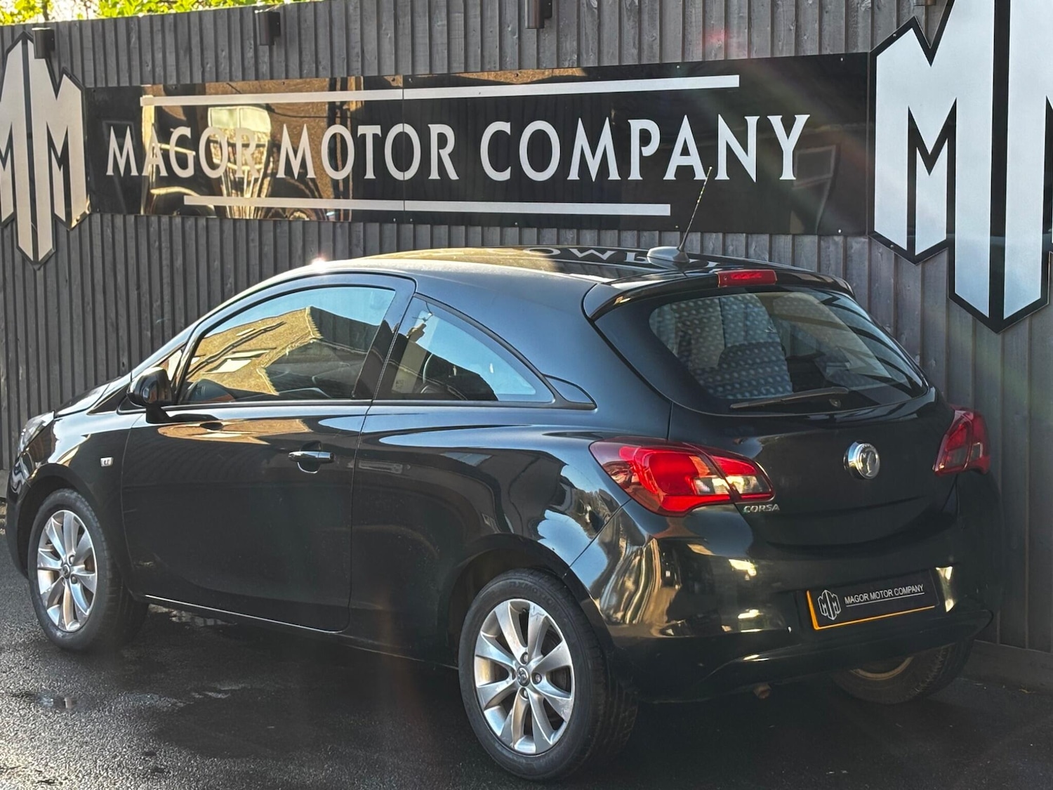 Used Vauxhall Corsa for sale - 76607188: Photo 4