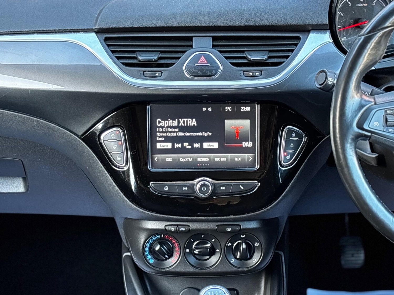 Used Vauxhall Corsa for sale - 76607188: Photo 9