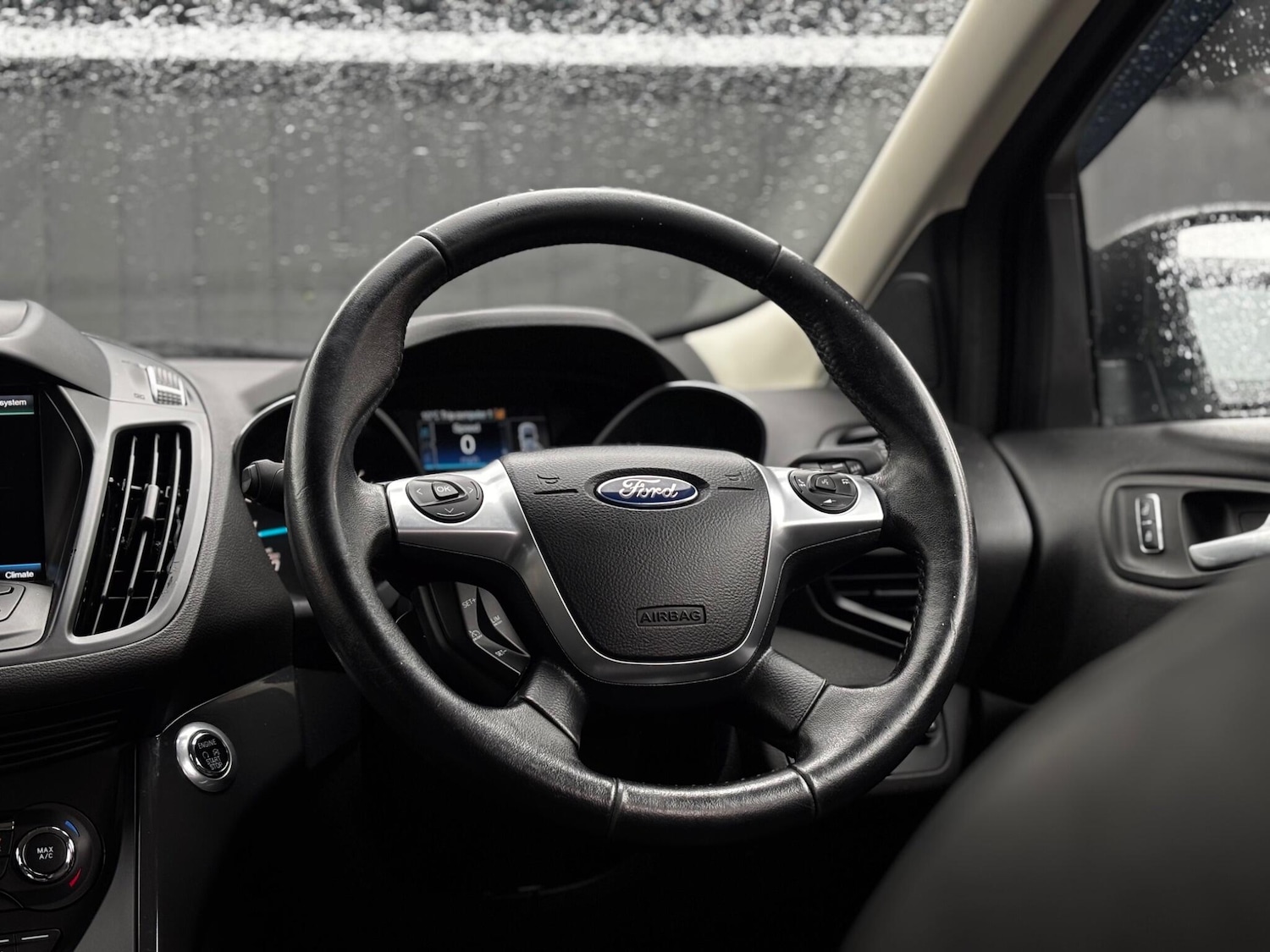 Used Ford Kuga 2016 for sale - 77658944: Photo 11