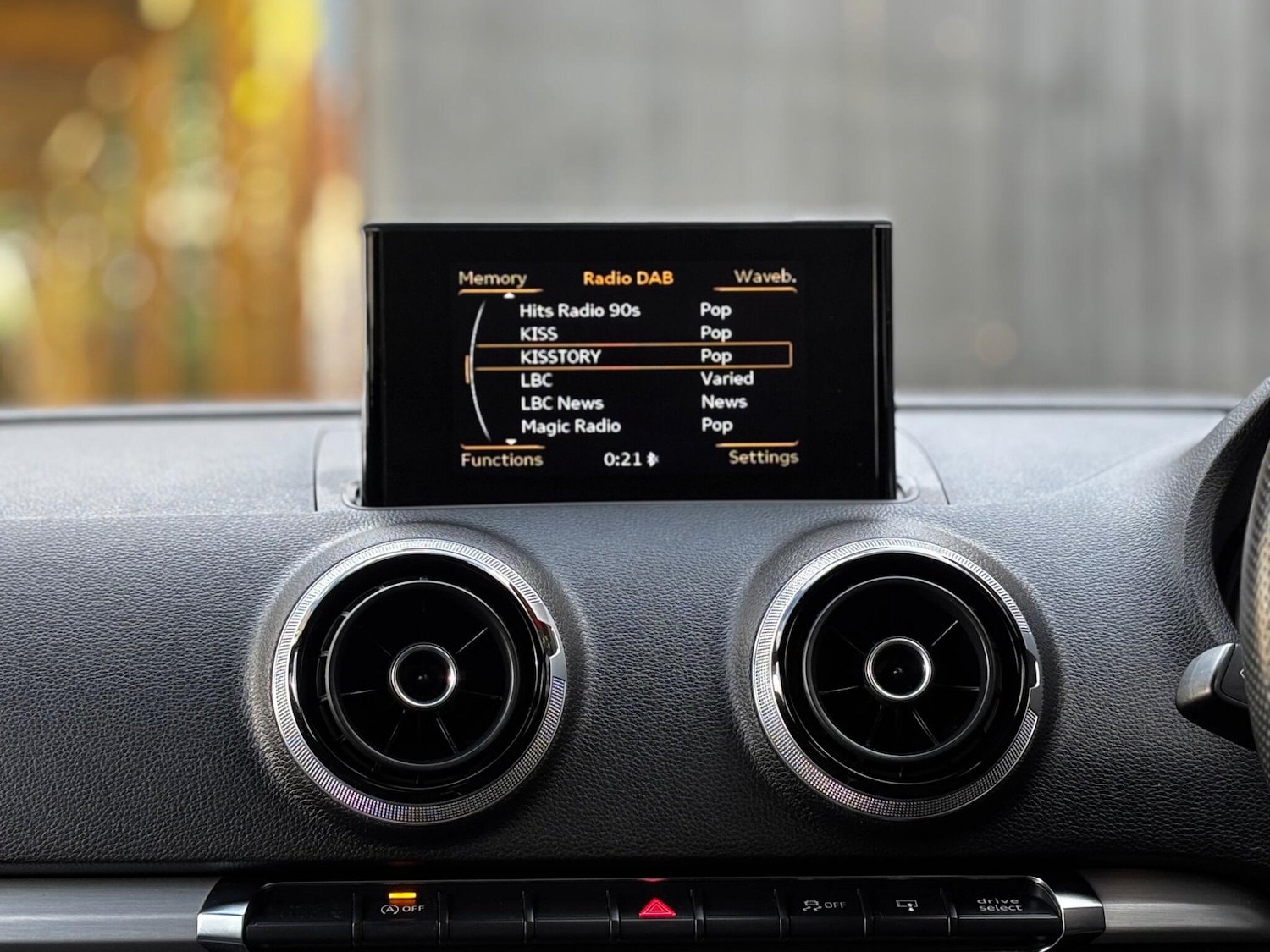 Used Audi A3 2016 for sale - 76370306: Photo 9