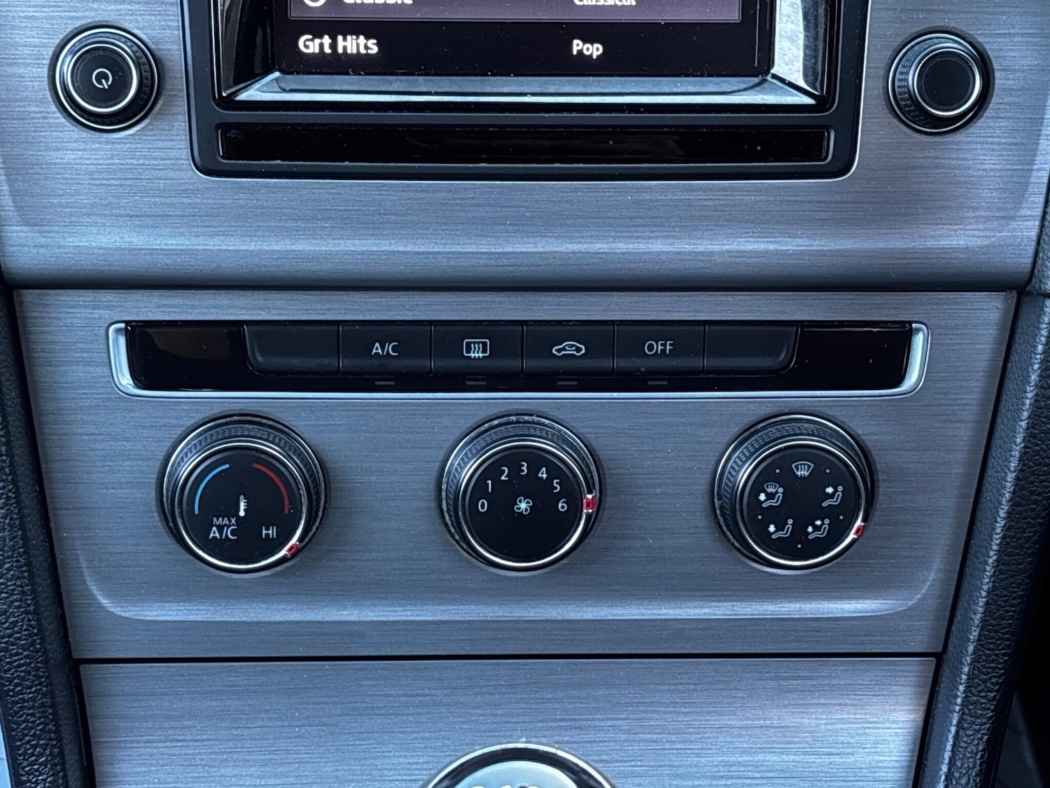 Used Volkswagen Golf 2014 for sale - 76606898: Photo 10