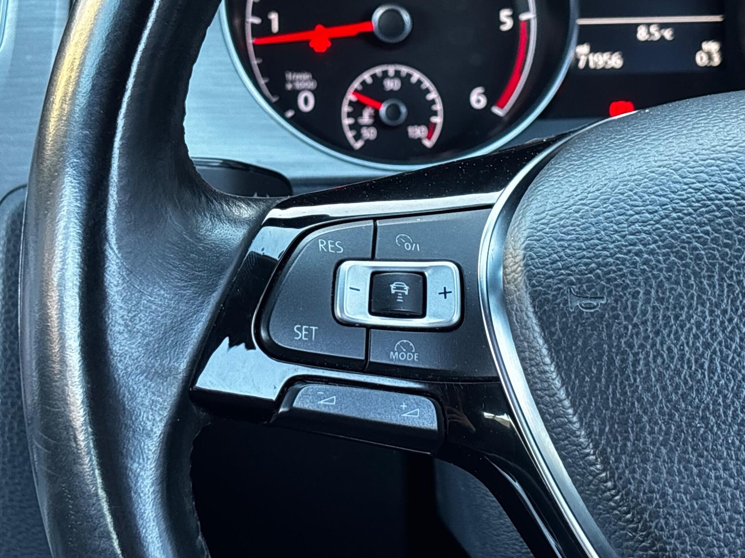 Used Volkswagen Golf 2014 for sale - 76606898: Photo 12