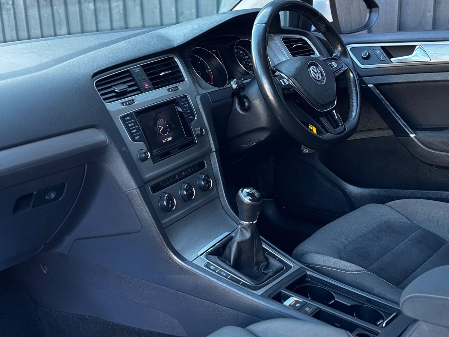 Used Volkswagen Golf 2014 for sale - 76606898: Photo 6