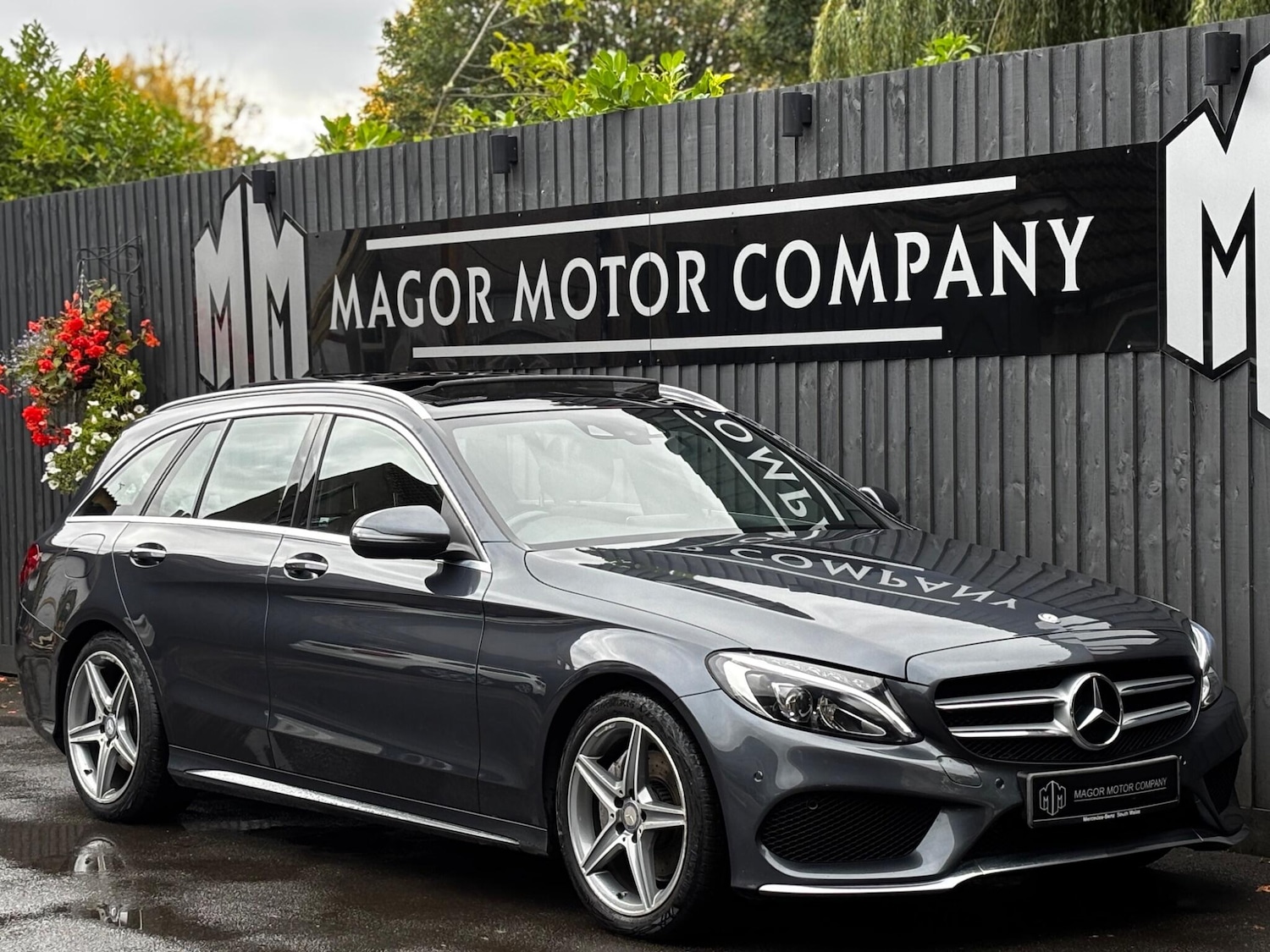 Used Mercedes-Benz C Class 2016 for sale - 76349432: Photo 1