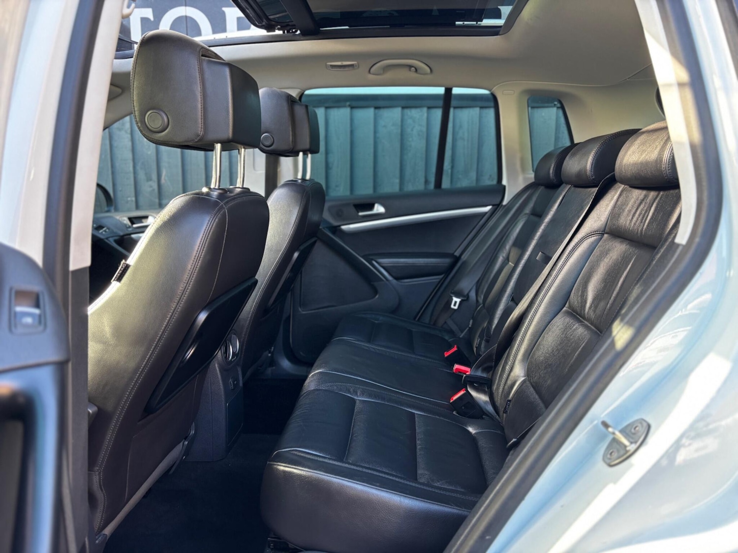 Used Volkswagen Tiguan 2015 for sale - 76742790: Photo 17