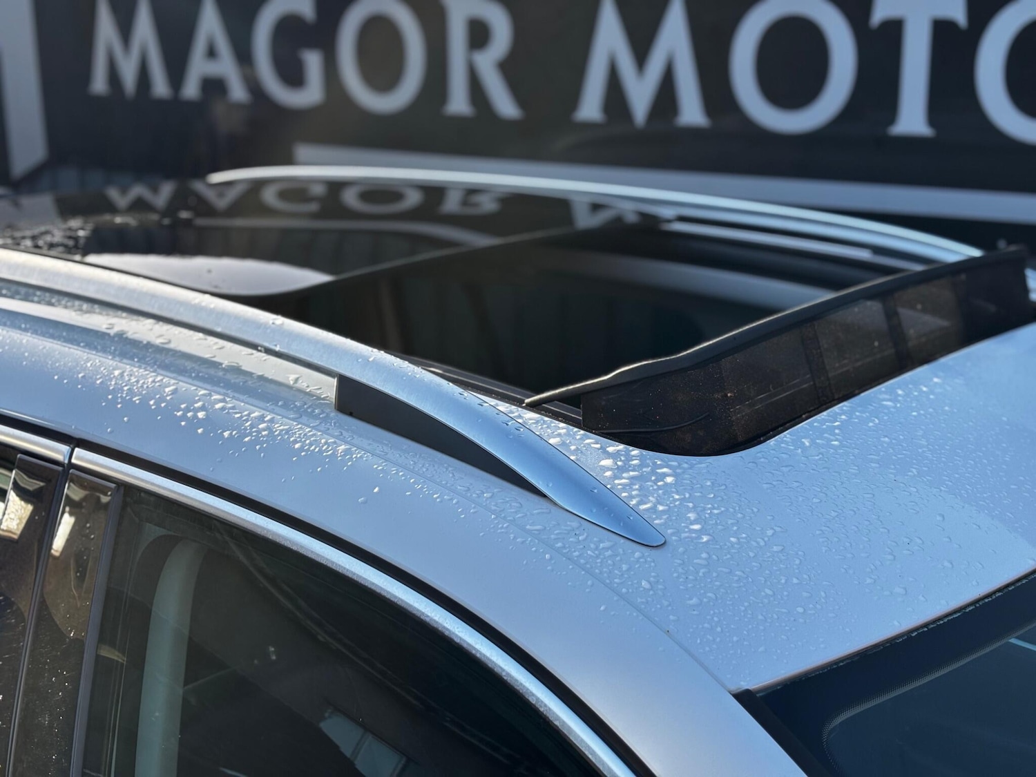 Used Volkswagen Tiguan 2015 for sale - 76742790: Photo 3