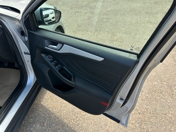 Used Ford Focus 2021 for sale - 75135490: Photo 30