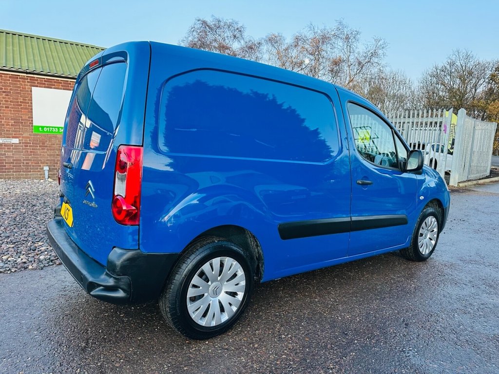 Used Citroen Berlingo 2015 for sale - 76934863: Photo 15