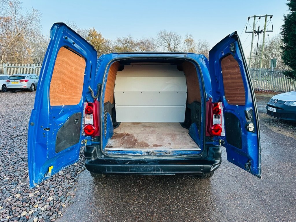 Used Citroen Berlingo 2015 for sale - 76934863: Photo 18